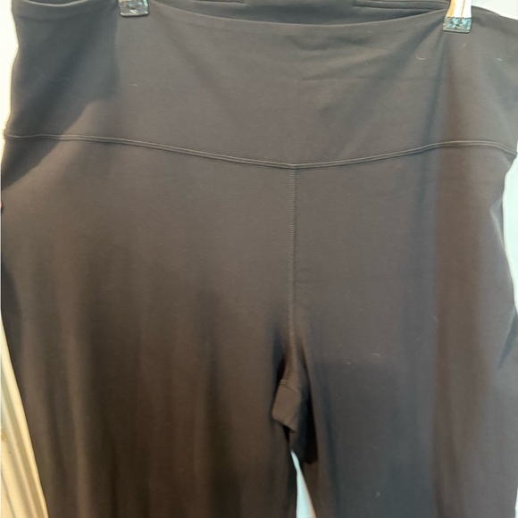 Lululemon Athletica Black Flare Pants for Professional Style - Picture 2 of 3